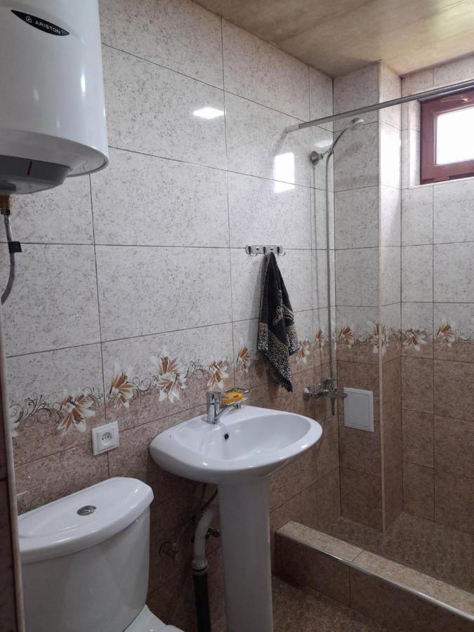 Bed and Breakfast Alexmila Татьєв Екстер'єр фото